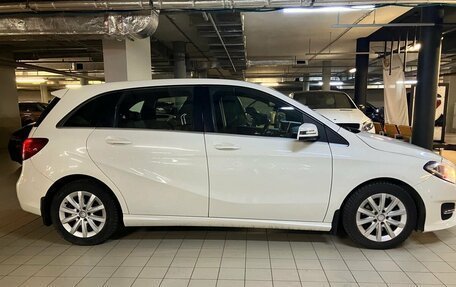 Mercedes-Benz B-Класс, 2015 год, 1 630 000 рублей, 6 фотография