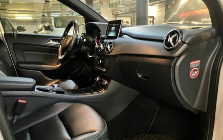 Mercedes-Benz B-Класс, 2015 год, 1 630 000 рублей, 16 фотография