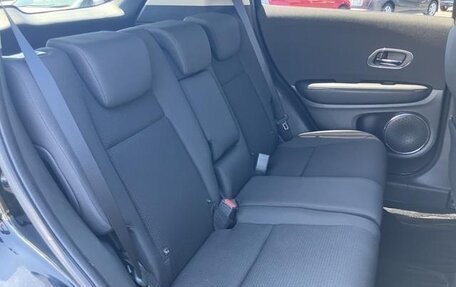 Honda Vezel, 2019 год, 1 350 000 рублей, 16 фотография