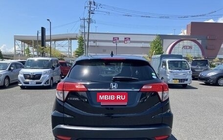 Honda Vezel, 2019 год, 1 350 000 рублей, 5 фотография
