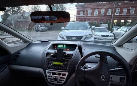 Toyota Opa I рестайлинг, 2001 год, 529 000 рублей, 4 фотография