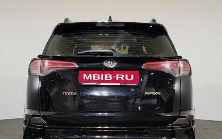 Toyota RAV4, 2017 год, 1 900 000 рублей, 6 фотография