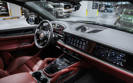 Porsche Cayenne III, 2025 год, 18 700 000 рублей, 2 фотография