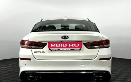 KIA Optima IV, 2019 год, 1 930 000 рублей, 7 фотография