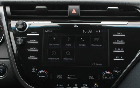 Toyota Camry, 2019 год, 2 840 000 рублей, 20 фотография