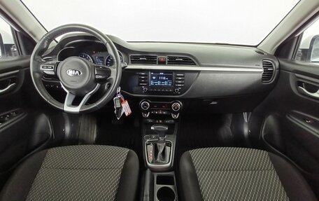 KIA Rio IV, 2019 год, 1 625 000 рублей, 10 фотография
