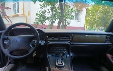 Jaguar XJR III (X350), 1995 год, 1 800 000 рублей, 3 фотография