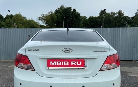 Hyundai Solaris II рестайлинг, 2013 год, 750 000 рублей, 2 фотография