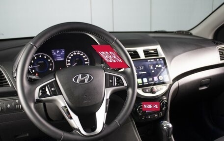 Hyundai Solaris II рестайлинг, 2011 год, 920 000 рублей, 5 фотография