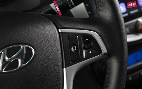 Hyundai Solaris II рестайлинг, 2011 год, 920 000 рублей, 13 фотография