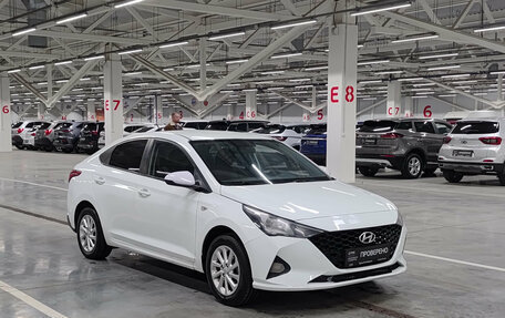Hyundai Solaris II рестайлинг, 2021 год, 1 119 000 рублей, 3 фотография