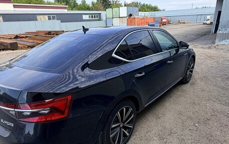 Skoda Superb III рестайлинг, 2025 год, 2 900 000 рублей, 2 фотография