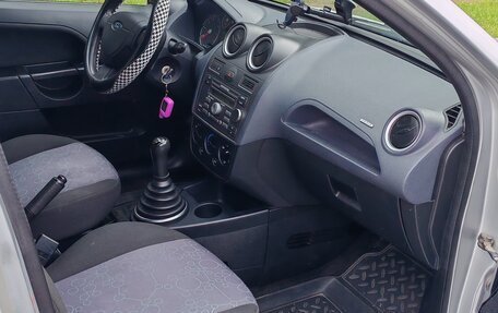 Ford Fiesta, 2006 год, 389 000 рублей, 12 фотография