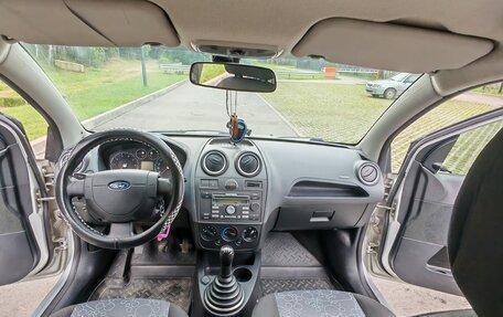 Ford Fiesta, 2006 год, 389 000 рублей, 20 фотография