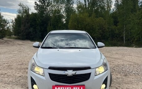 Chevrolet Cruze II, 2013 год, 799 999 рублей, 2 фотография