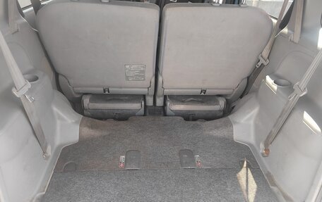 Toyota Sienta I, 2004 год, 420 000 рублей, 10 фотография