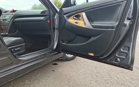 Toyota Camry, 2006 год, 685 000 рублей, 6 фотография