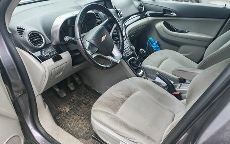 Chevrolet Orlando I, 2012 год, 869 000 рублей, 5 фотография