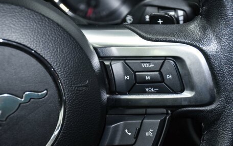 Ford Mustang VI рестайлинг, 2016 год, 3 549 000 рублей, 22 фотография
