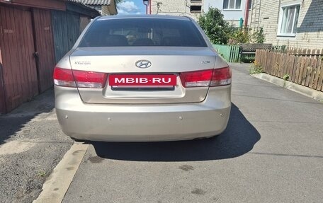 Hyundai Sonata VI, 2007 год, 500 000 рублей, 2 фотография