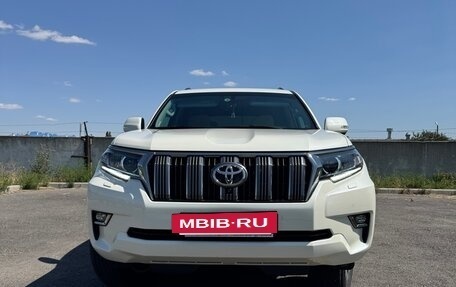 Toyota Land Cruiser Prado 150 рестайлинг 2, 2019 год, 7 000 000 рублей, 2 фотография