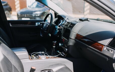 Volkswagen Touareg III, 2004 год, 850 000 рублей, 9 фотография