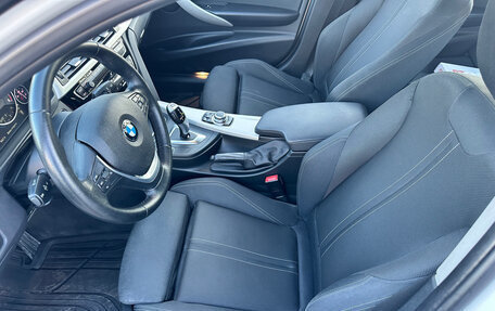 BMW 3 серия, 2016 год, 1 870 000 рублей, 10 фотография