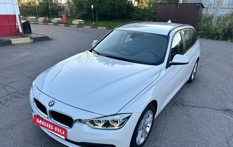 BMW 3 серия, 2016 год, 1 870 000 рублей, 8 фотография