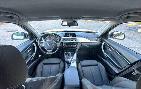 BMW 3 серия, 2016 год, 1 870 000 рублей, 14 фотография