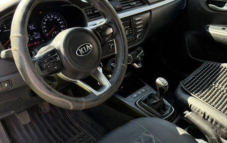 KIA Rio IV, 2017 год, 1 300 000 рублей, 8 фотография