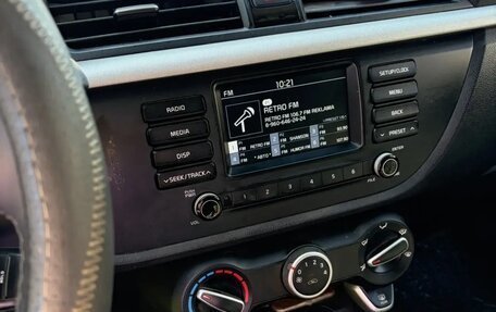 KIA Rio IV, 2017 год, 1 300 000 рублей, 11 фотография