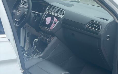 Volkswagen Tiguan II, 2017 год, 2 450 000 рублей, 7 фотография