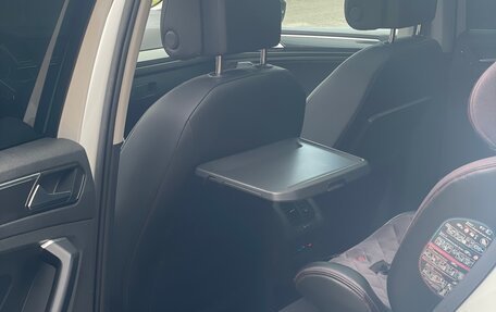 Volkswagen Tiguan II, 2017 год, 2 450 000 рублей, 6 фотография