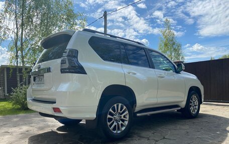 Toyota Land Cruiser Prado 150 рестайлинг 2, 2018 год, 5 900 000 рублей, 6 фотография