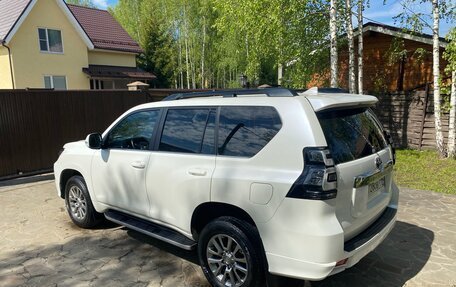 Toyota Land Cruiser Prado 150 рестайлинг 2, 2018 год, 5 900 000 рублей, 5 фотография