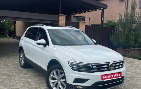 Volkswagen Tiguan II, 2017 год, 2 450 000 рублей, 16 фотография