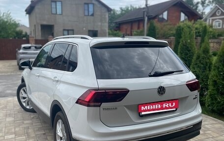 Volkswagen Tiguan II, 2017 год, 2 450 000 рублей, 14 фотография
