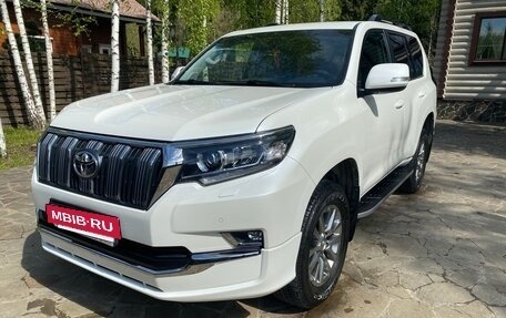 Toyota Land Cruiser Prado 150 рестайлинг 2, 2018 год, 5 900 000 рублей, 4 фотография