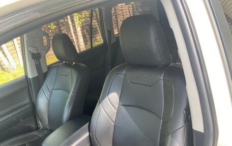 Toyota Land Cruiser Prado 150 рестайлинг 2, 2018 год, 5 900 000 рублей, 14 фотография