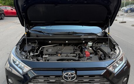 Toyota RAV4, 2021 год, 3 400 000 рублей, 4 фотография