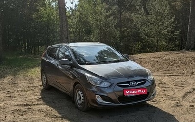Hyundai Solaris II рестайлинг, 2011 год, 500 000 рублей, 1 фотография