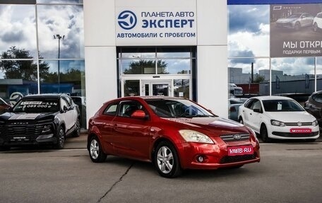 KIA cee'd I рестайлинг, 2008 год, 600 000 рублей, 1 фотография