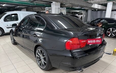BMW 3 серия, 2011 год, 2 200 000 рублей, 6 фотография