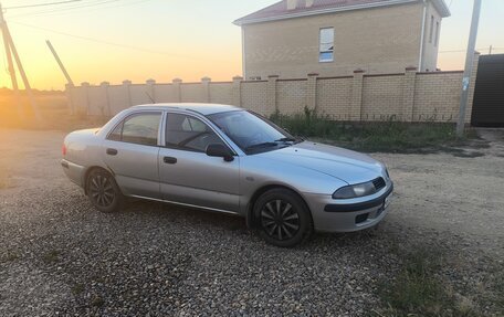 Mitsubishi Carisma I, 2002 год, 240 000 рублей, 12 фотография