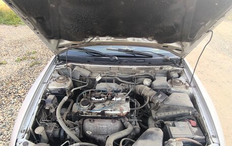 Mitsubishi Carisma I, 2002 год, 240 000 рублей, 29 фотография