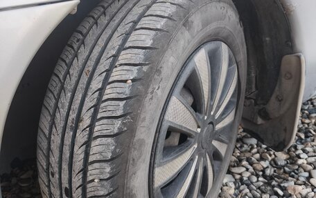Mitsubishi Carisma I, 2002 год, 240 000 рублей, 31 фотография