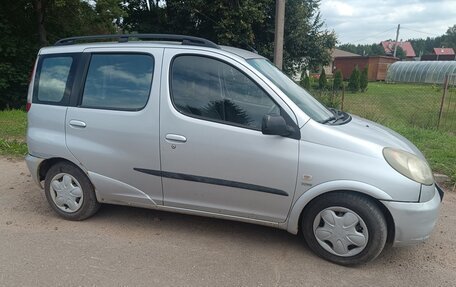 Toyota Yaris Verso, 2002 год, 195 000 рублей, 9 фотография