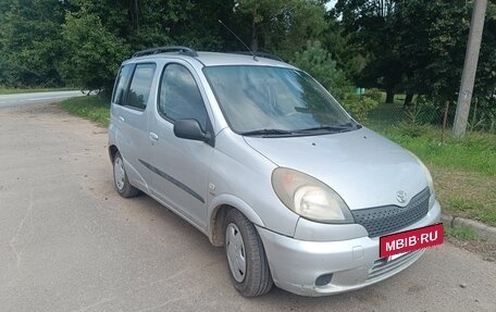 Toyota Yaris Verso, 2002 год, 195 000 рублей, 8 фотография
