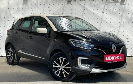 Renault Kaptur I рестайлинг, 2019 год, 1 580 000 рублей, 2 фотография