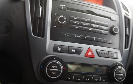 KIA cee'd I рестайлинг, 2008 год, 600 000 рублей, 16 фотография